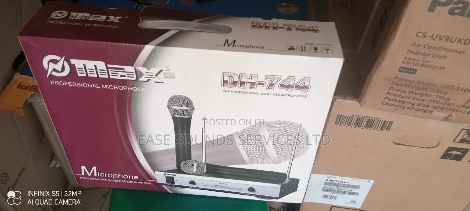 Max Professional Wireless Mics