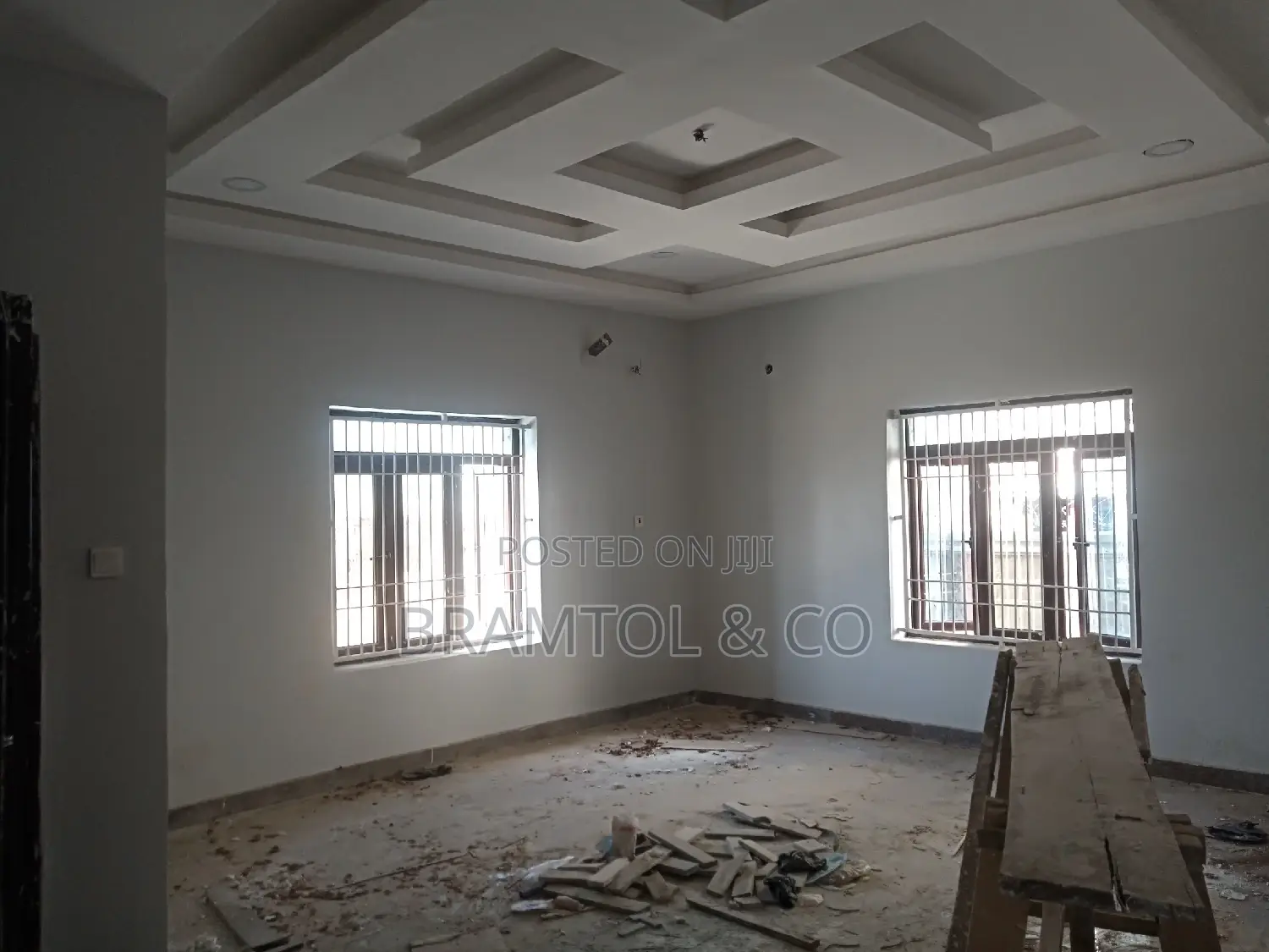 2bdrm Block of Flats in Lugbe District for rent