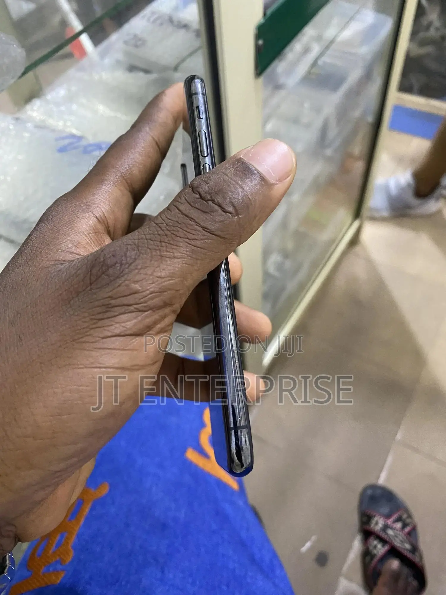 Apple iPhone X 64 GB Black