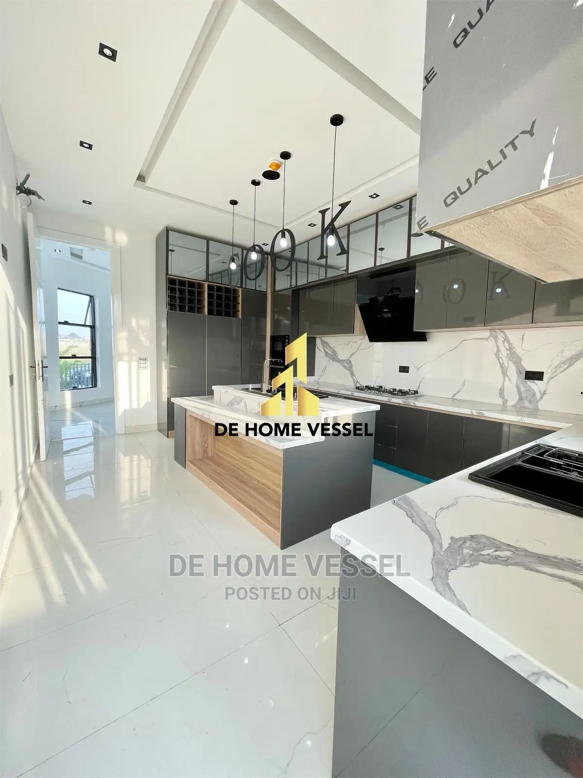 5bdrm Duplex in Osapa London for Sale