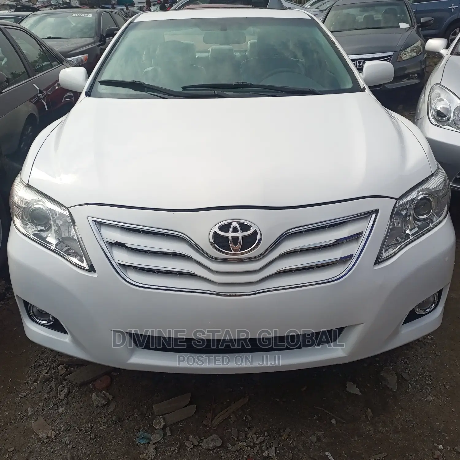 Toyota Camry XLE 4dr Sedan (2.4L 4cyl 5A) 2009 White