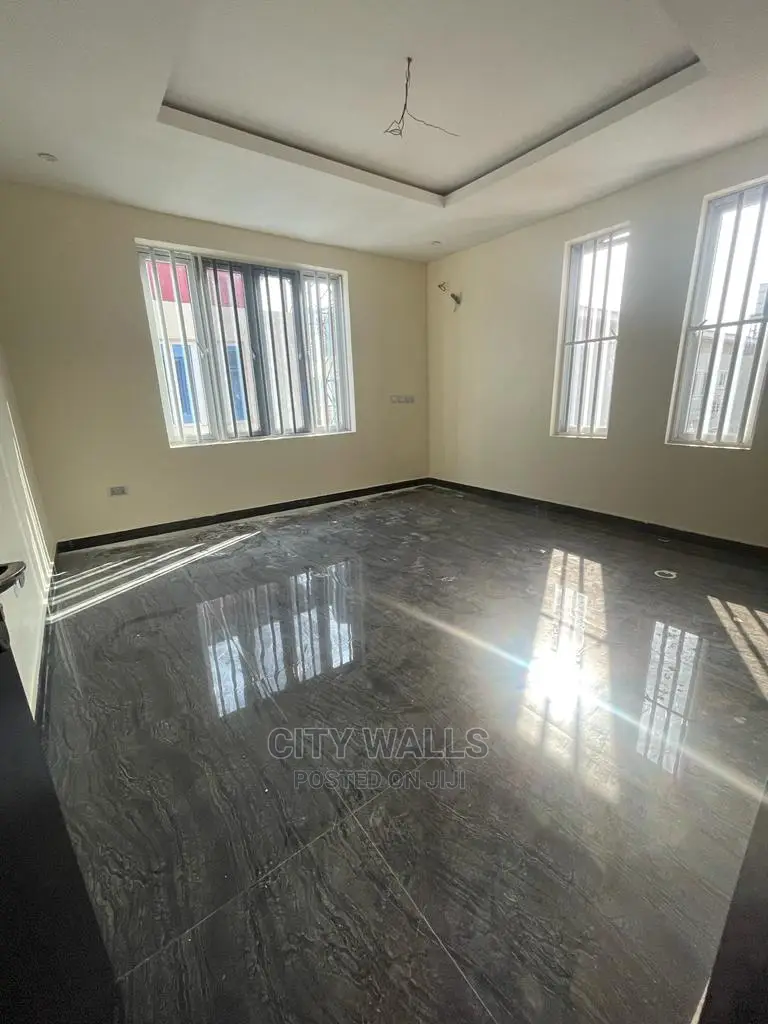 2bdrm Block of Flats in Ikate for rent