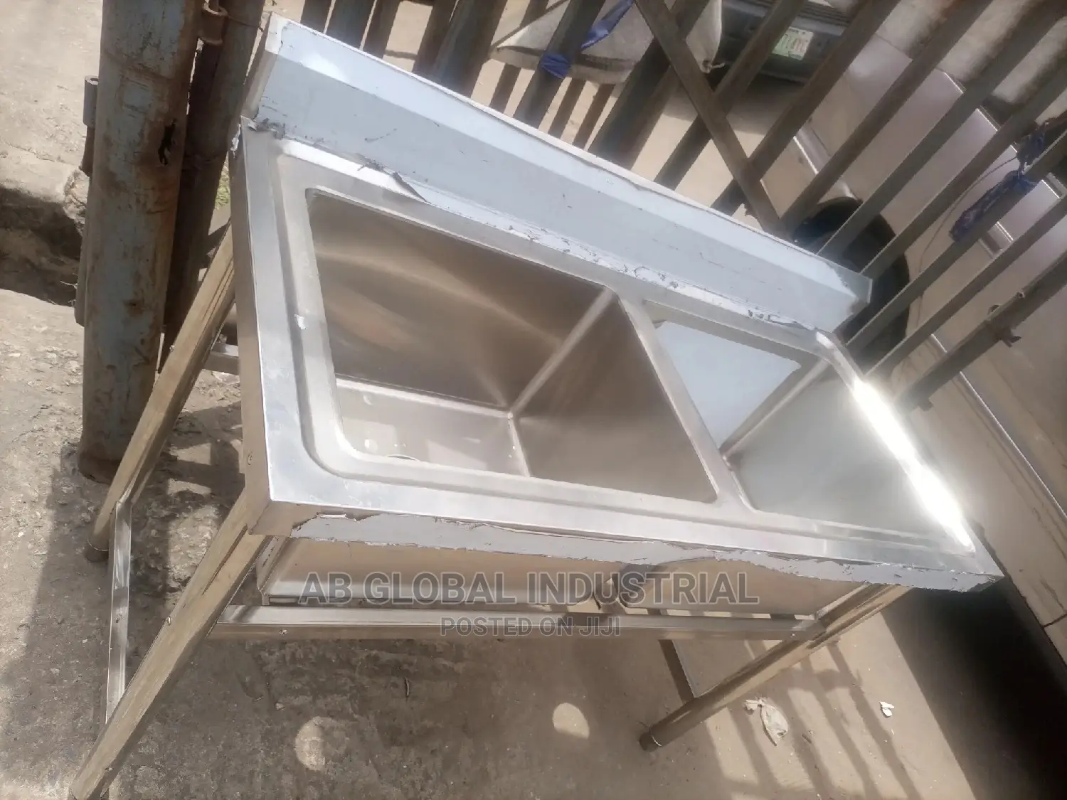 Double Bowl Washing Sink