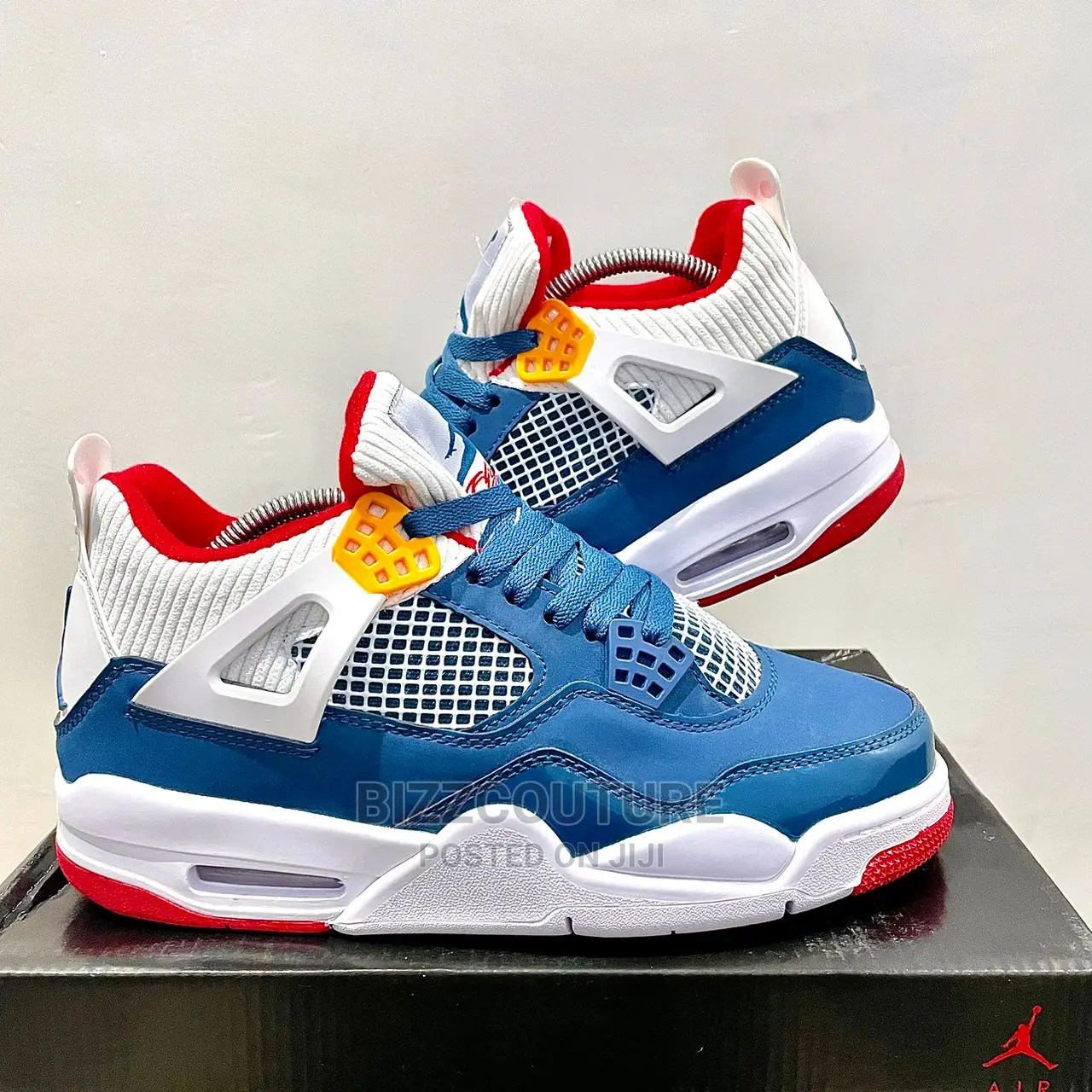 NIKE AIR JORDAN IV Original Sneakers Available in Store