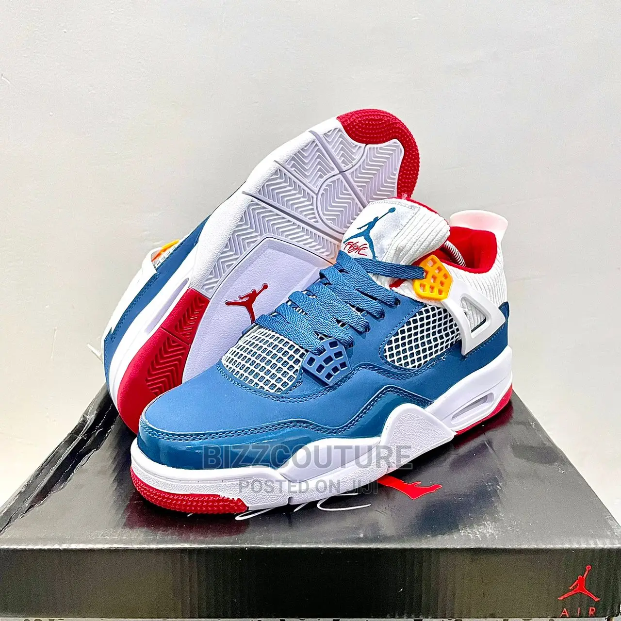 NIKE AIR JORDAN IV Original Sneakers Available in Store