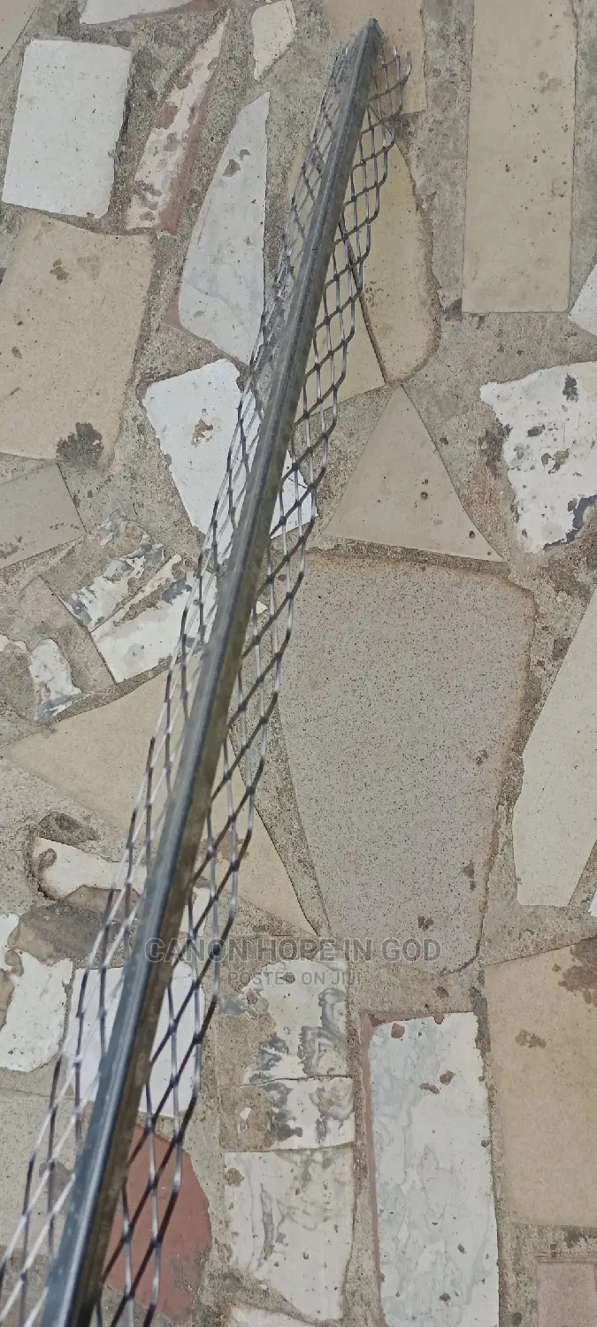Plastering Corner Bead