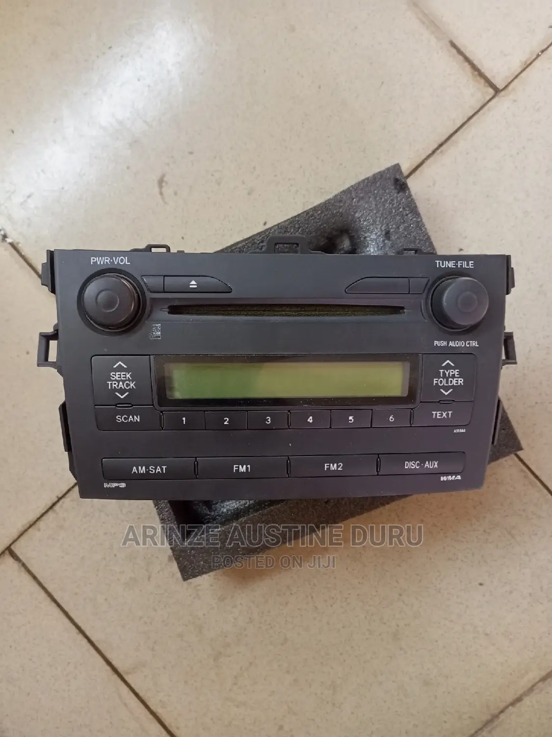 2009-2010 Toyota Corolla AM FM Radio Single CD Player