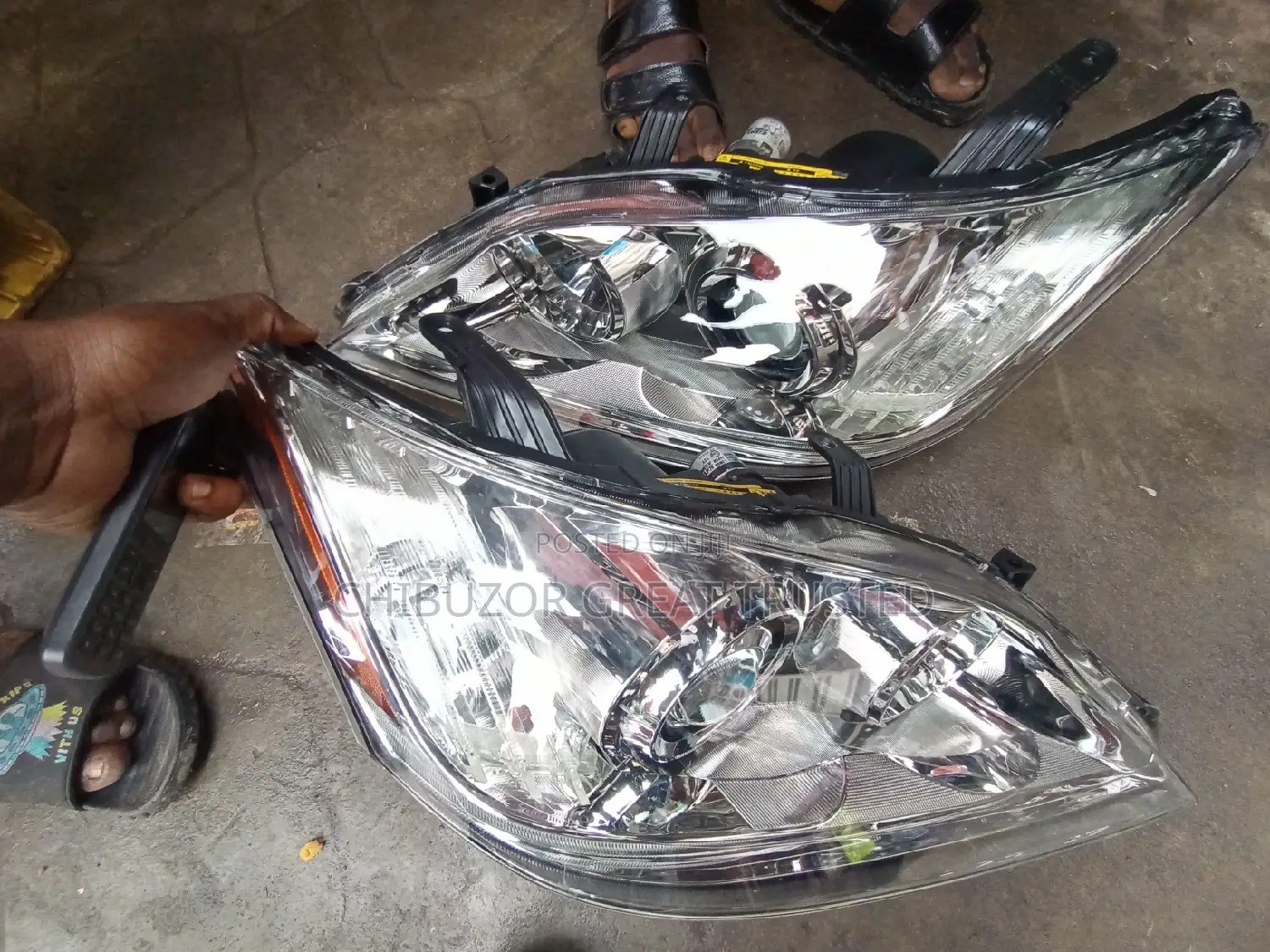 Set of Headlights Es 350 2010 Charger Type