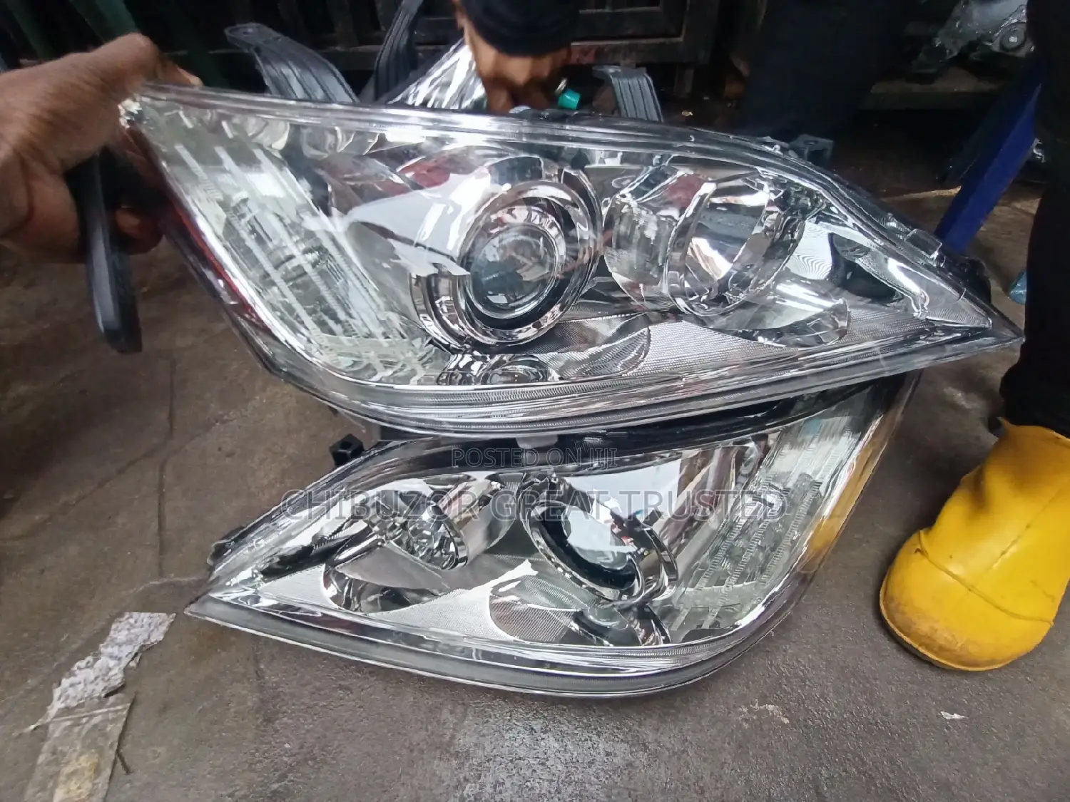 Set of Headlights Es 350 2010 Charger Type