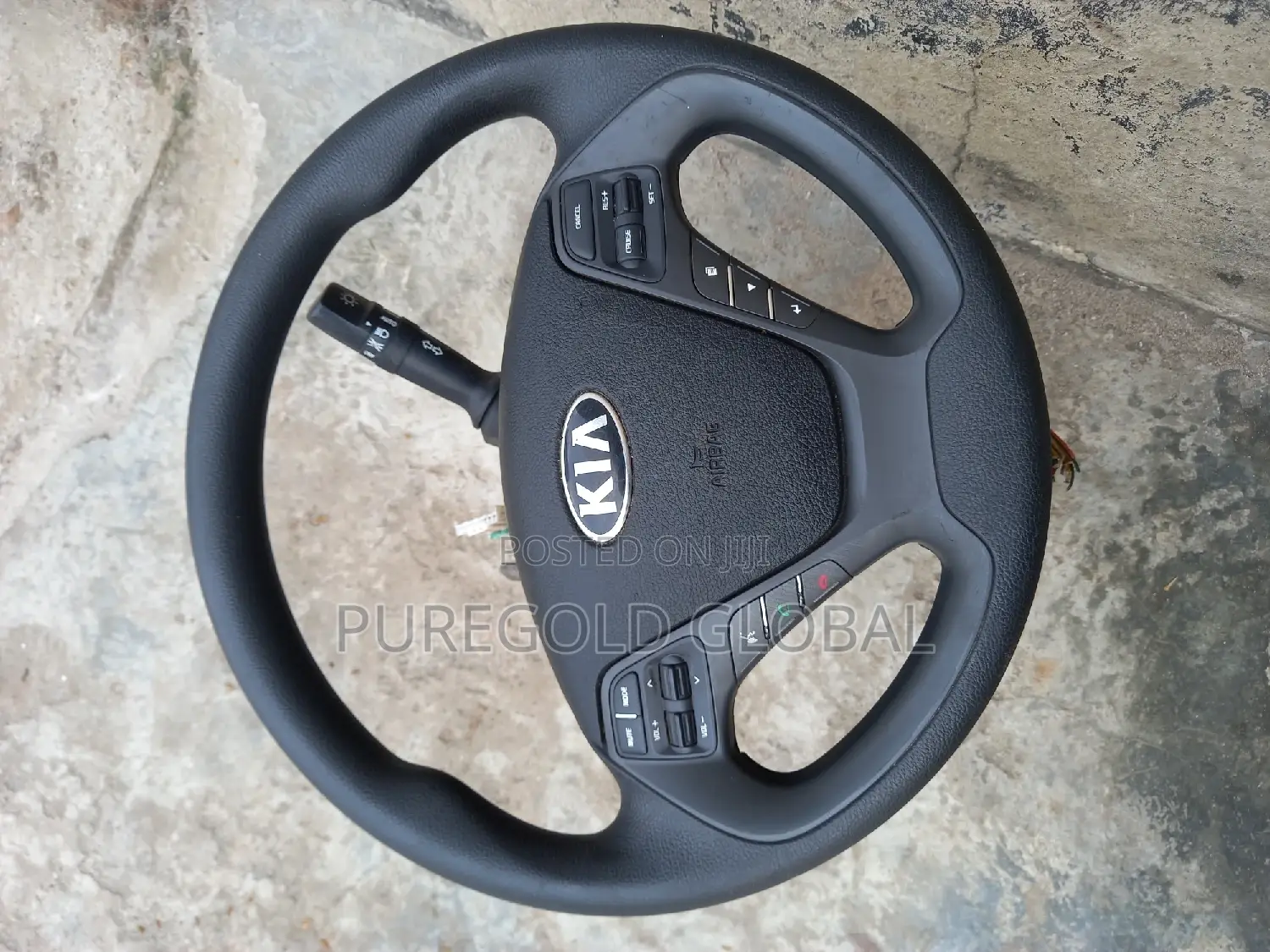 Complete Steering Wheel and Airbag for Kia Cerato 2014