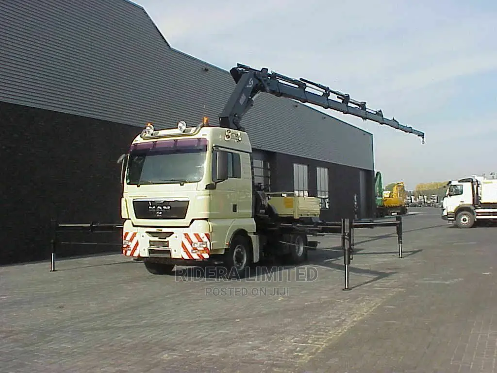 Hiab Truck for Rent in Lekki