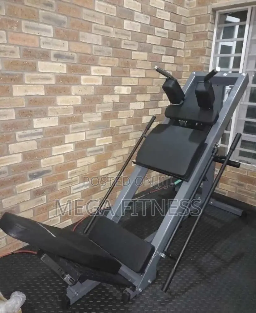 Leg Press Machine