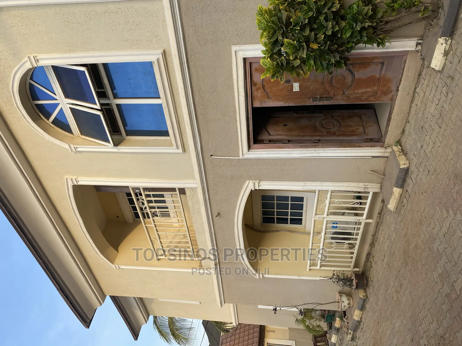 2bdrm Block of Flats in Dawaki for rent