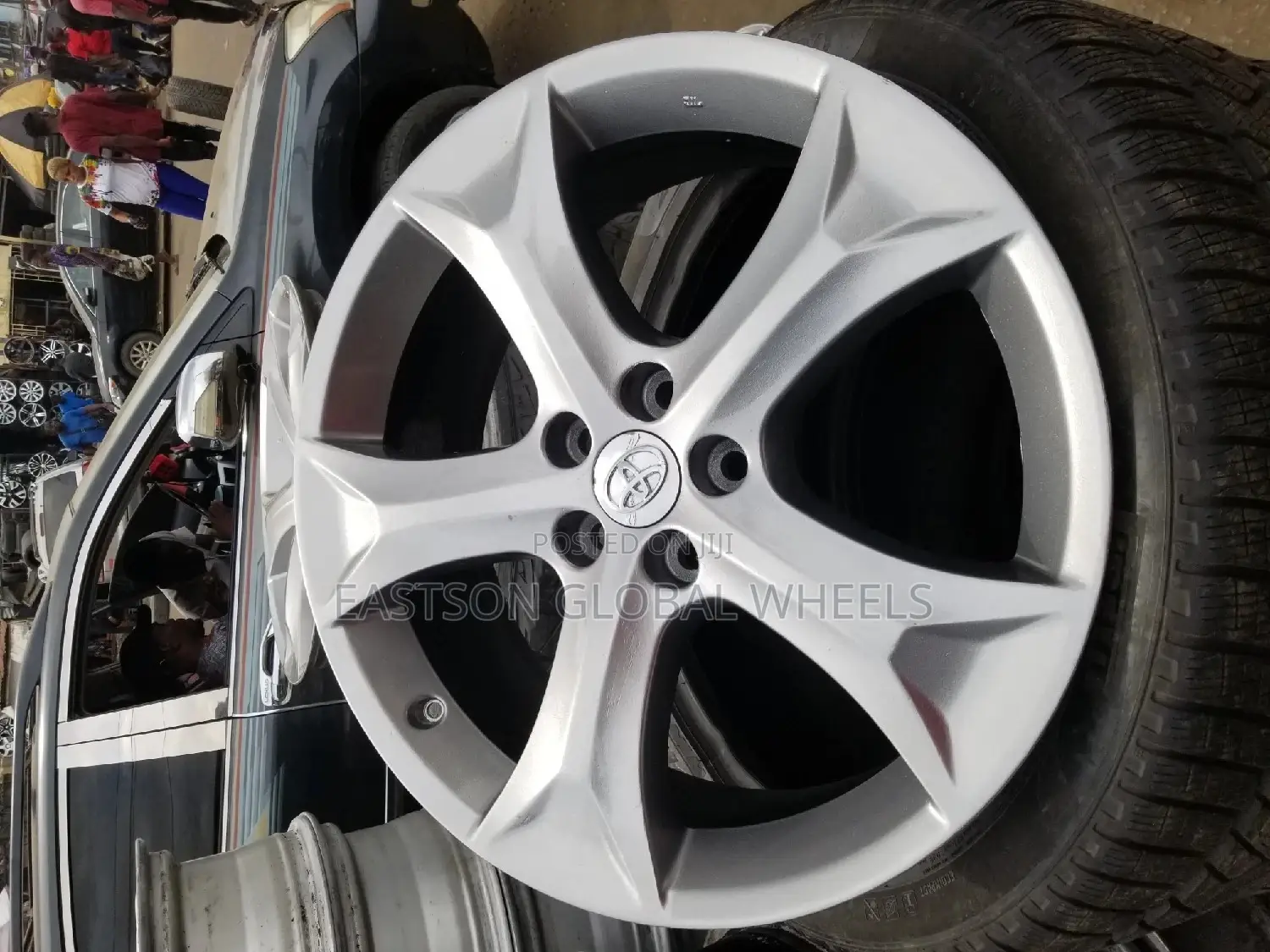 Clean Tokombo Set Of Venza Rim 20 Inches