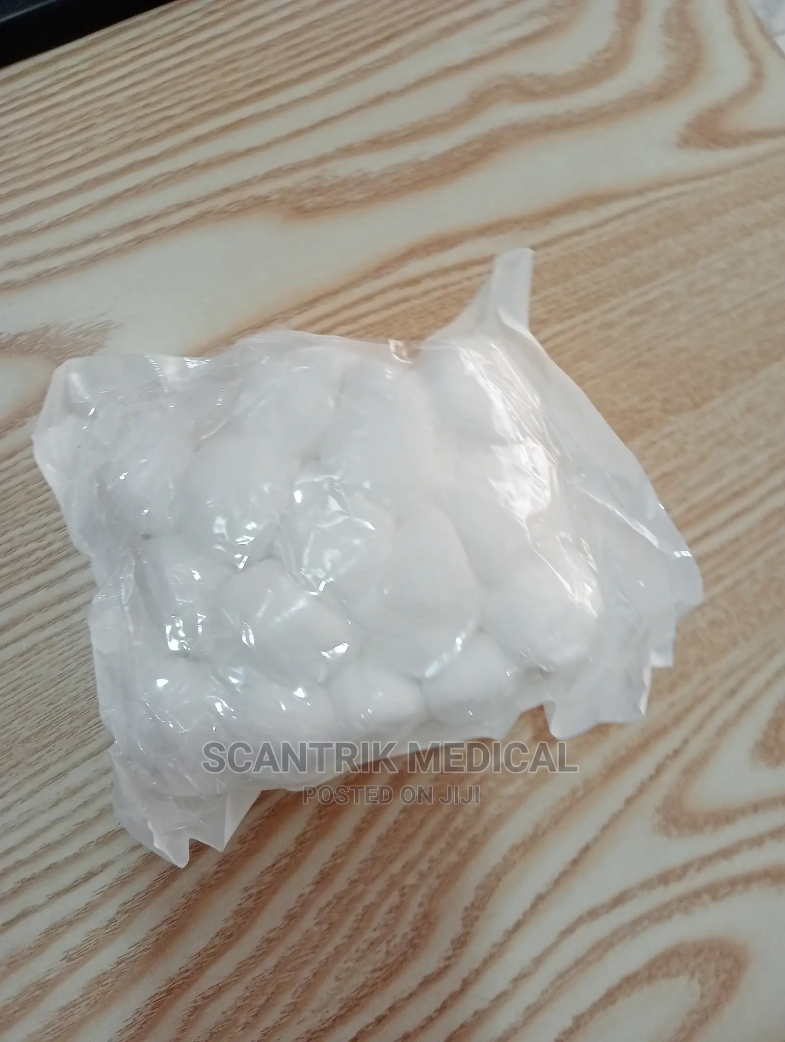 Soft Cotton Used for Cleaning Wounds