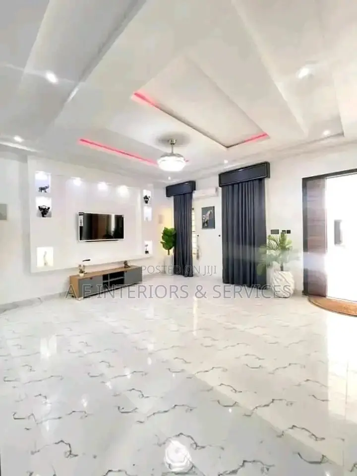 Professional Wall Screeding