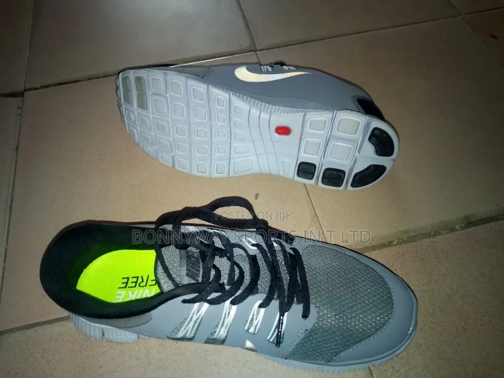 Nike Jugging Canvas at Bonnyway Sports Ltd