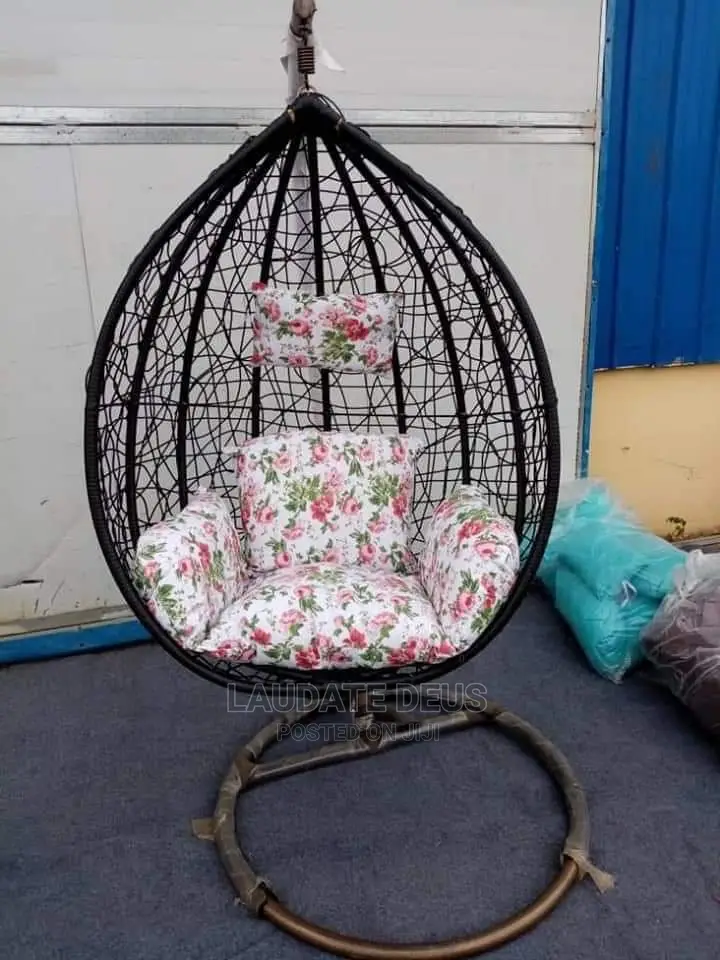Luxury Indoor/Outdoor Rattan Made Hanging Swing Chair.