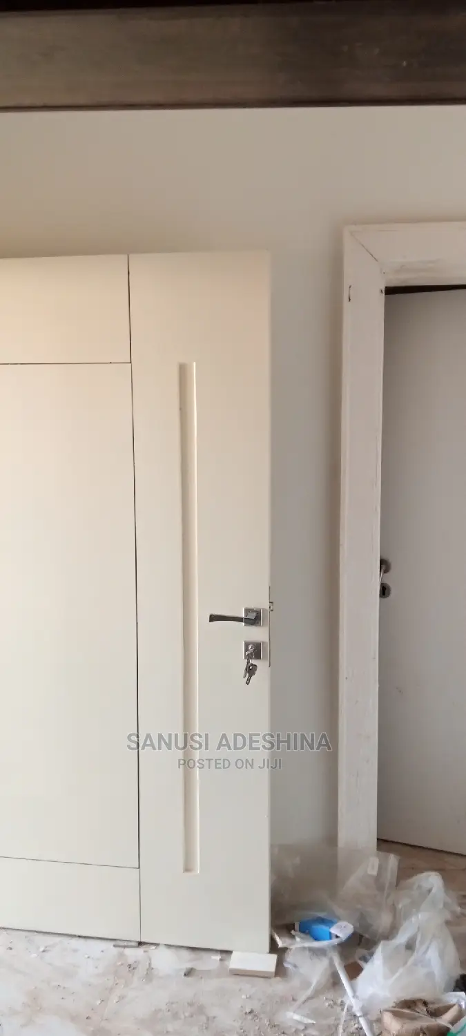 5bed Room Terrace Duplex With a Room Bq Attached to It