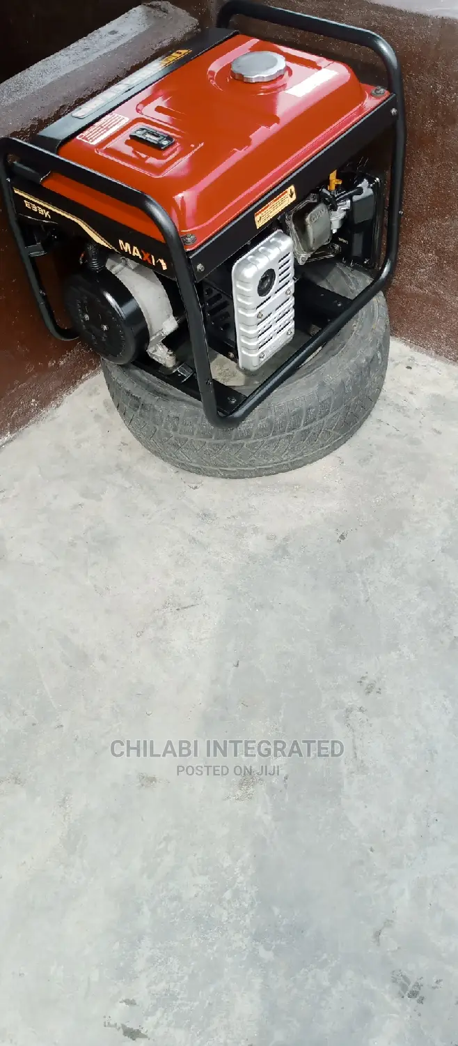 Few Months Old Very Strong 4.1KVA MAXI E33K Copper Generator