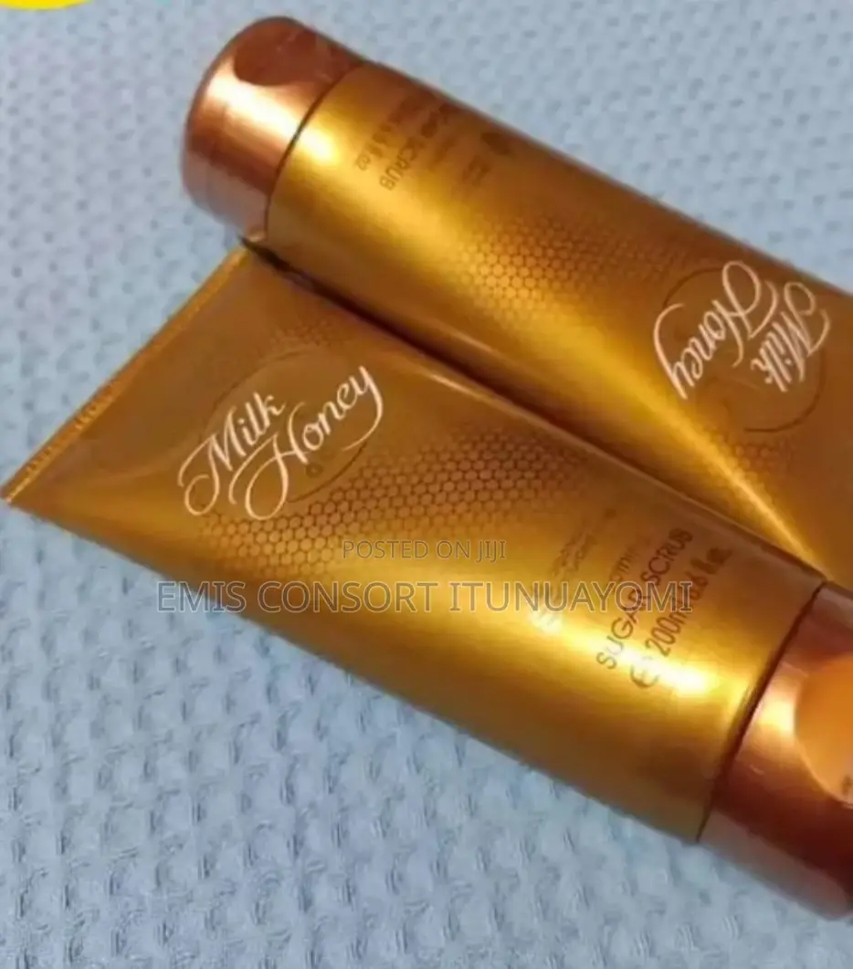 Milk and Honey Smoothing Sugar Gold Scrub