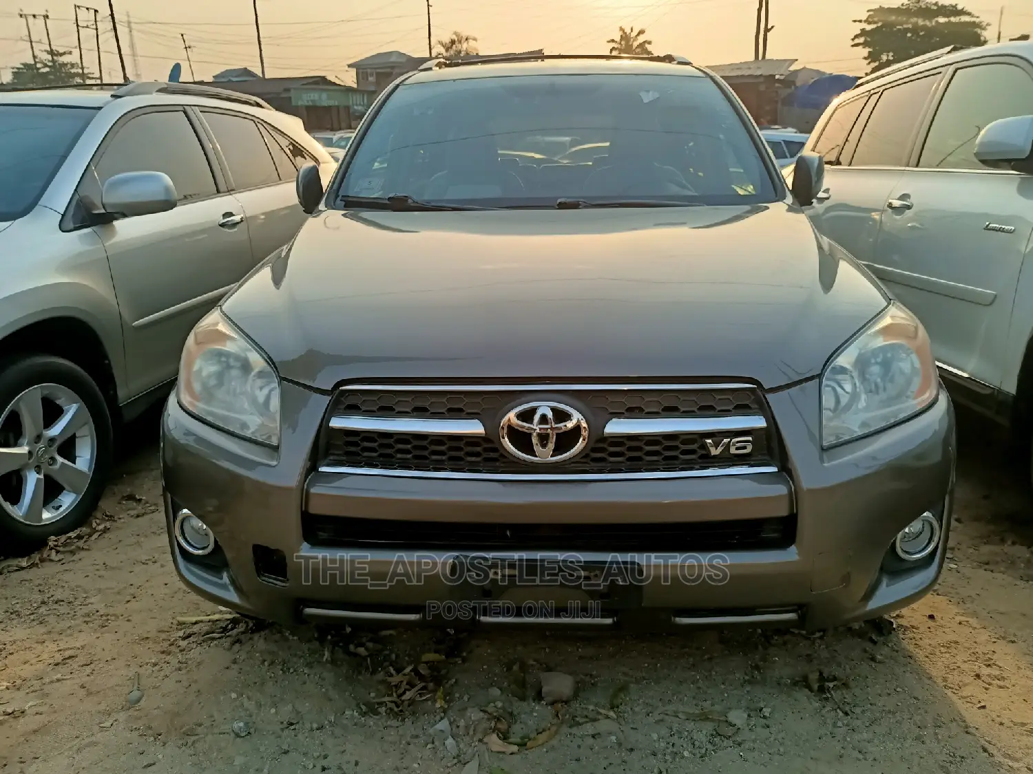 Toyota RAV4 3.5 2011 Brown