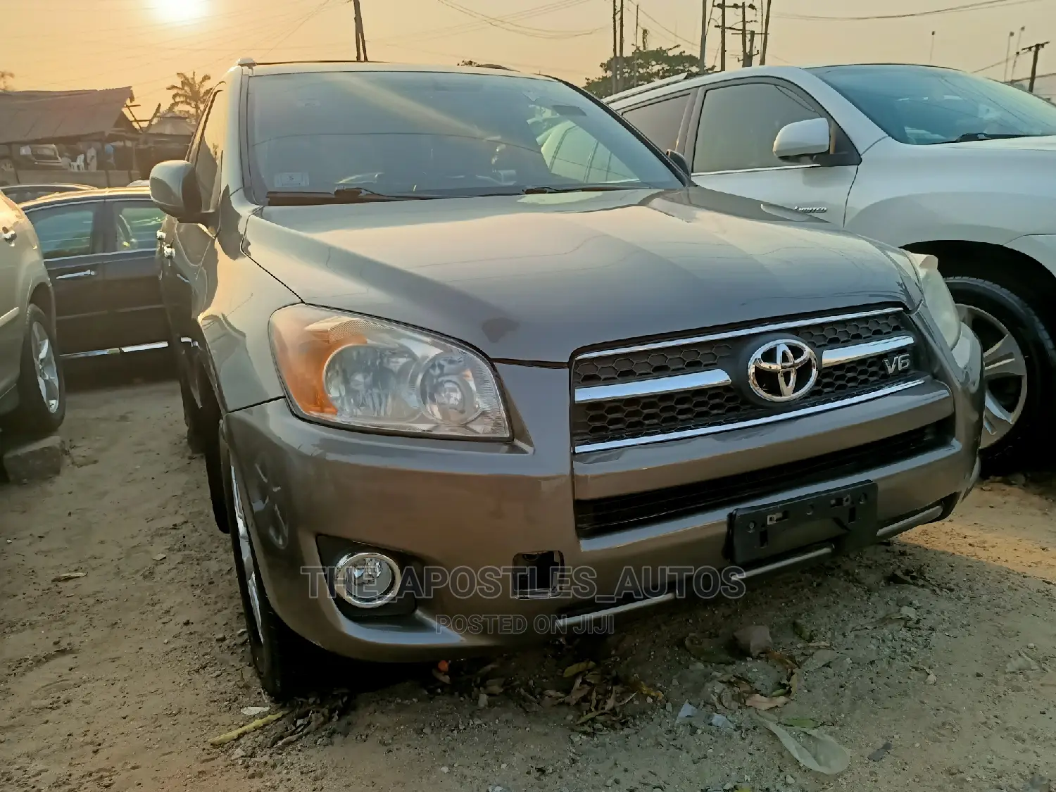 Toyota RAV4 3.5 2011 Brown