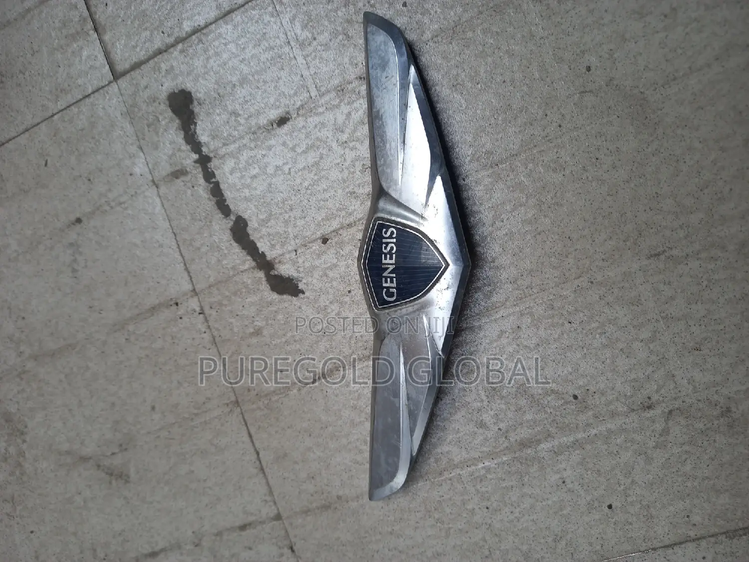 Logo for Hyundai Genesis