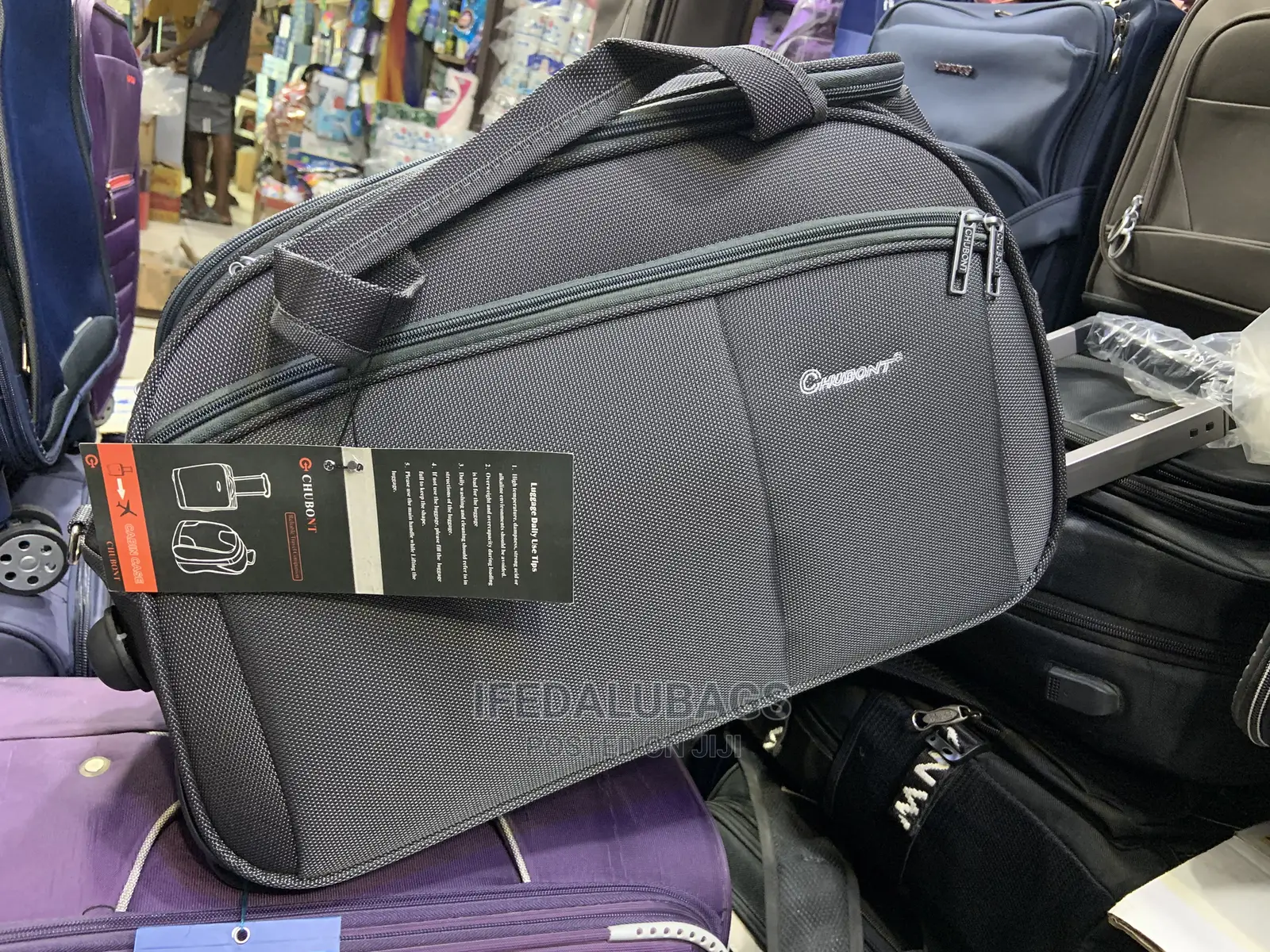 Small Size Quality Imported Traveling Luggage With Wheels
