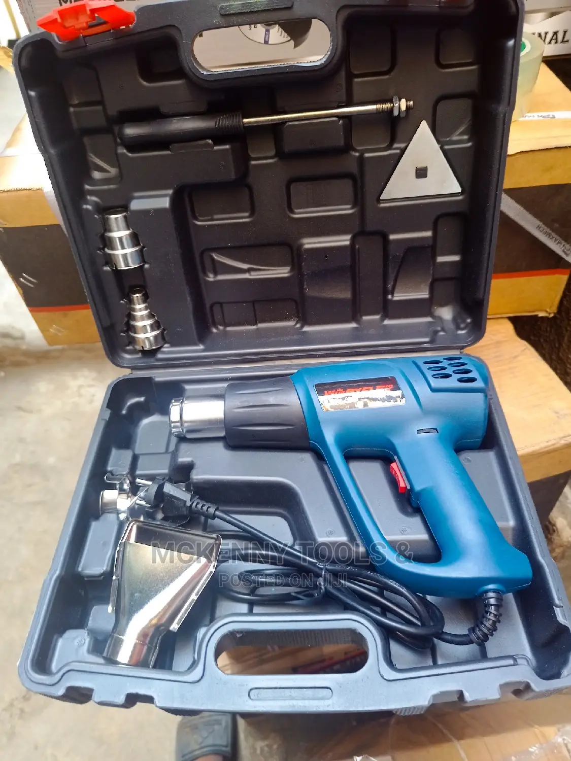 2000 Watt Hot Air Heat Gun With 4pc Nozzles