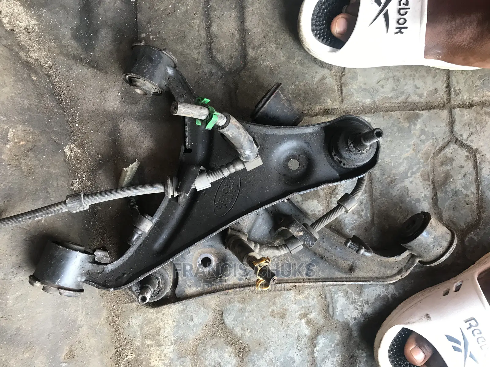 Set of Upper Arms for Range Rover and Land Rover