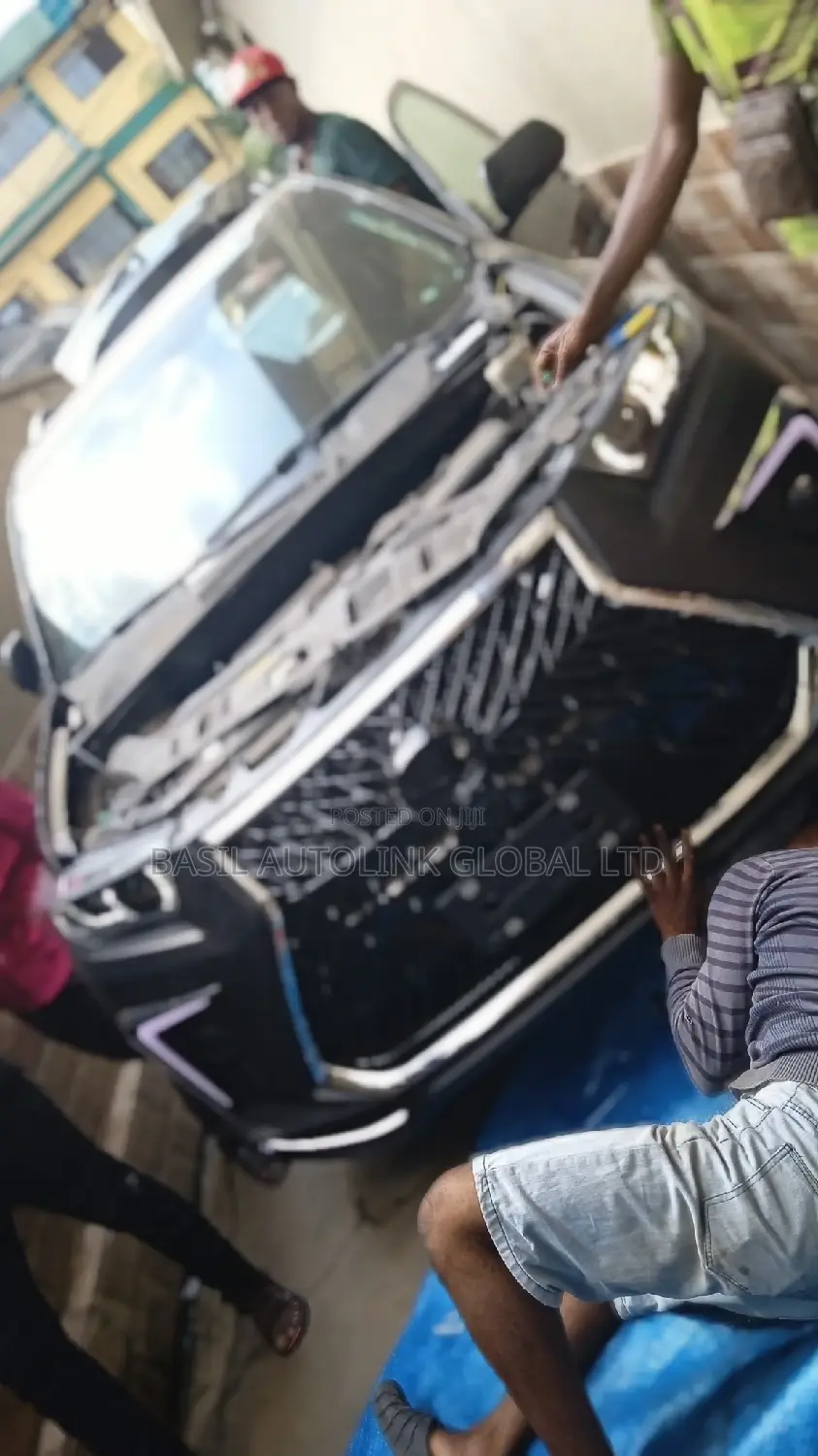Upgrade Highlander 08/012 to Lexus Face
