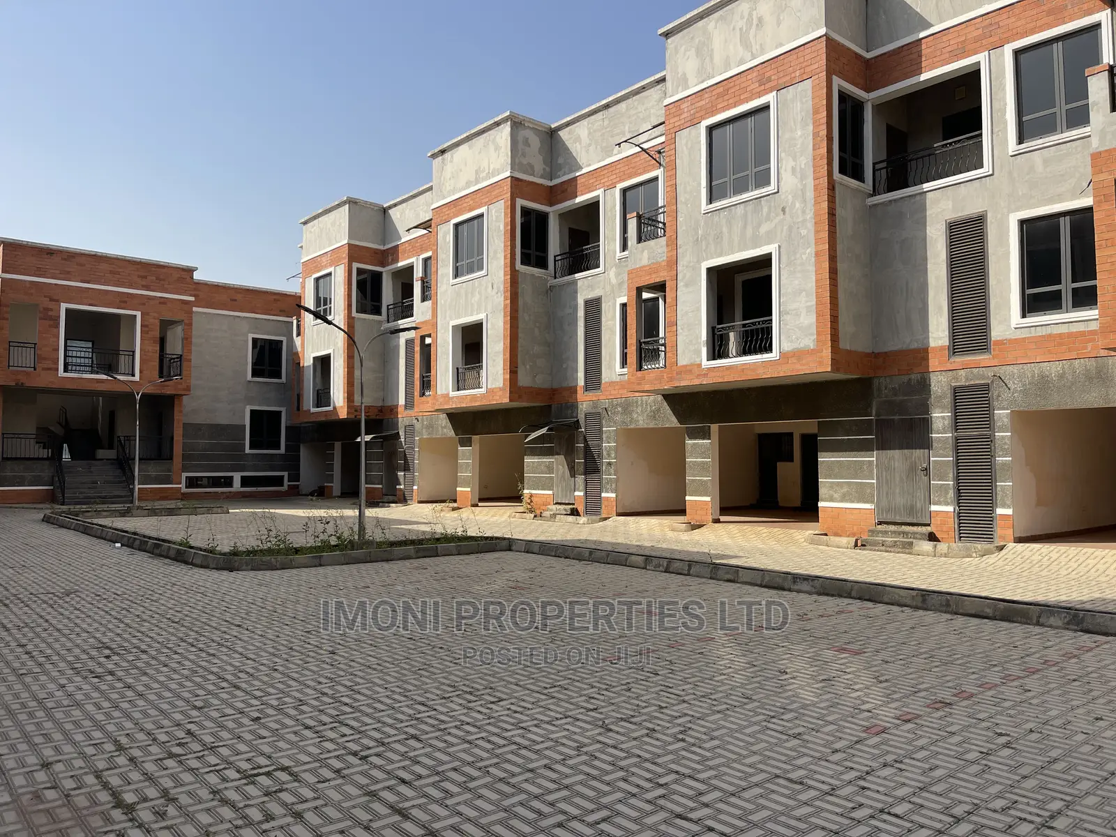 5bdrm Duplex in Katape Ext., Katampe for Sale