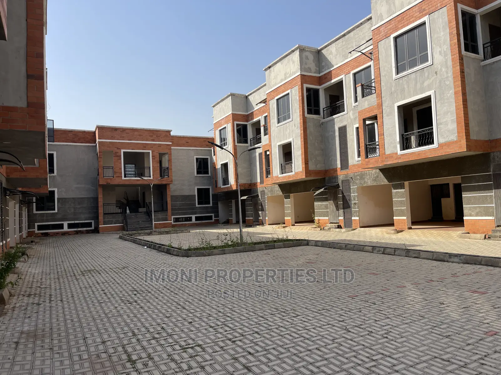 5bdrm Duplex in Katape Ext., Katampe for Sale