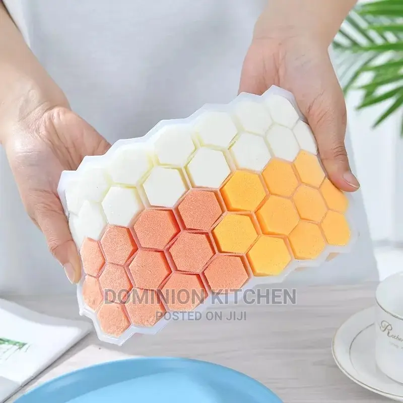 Ice Cube Maker