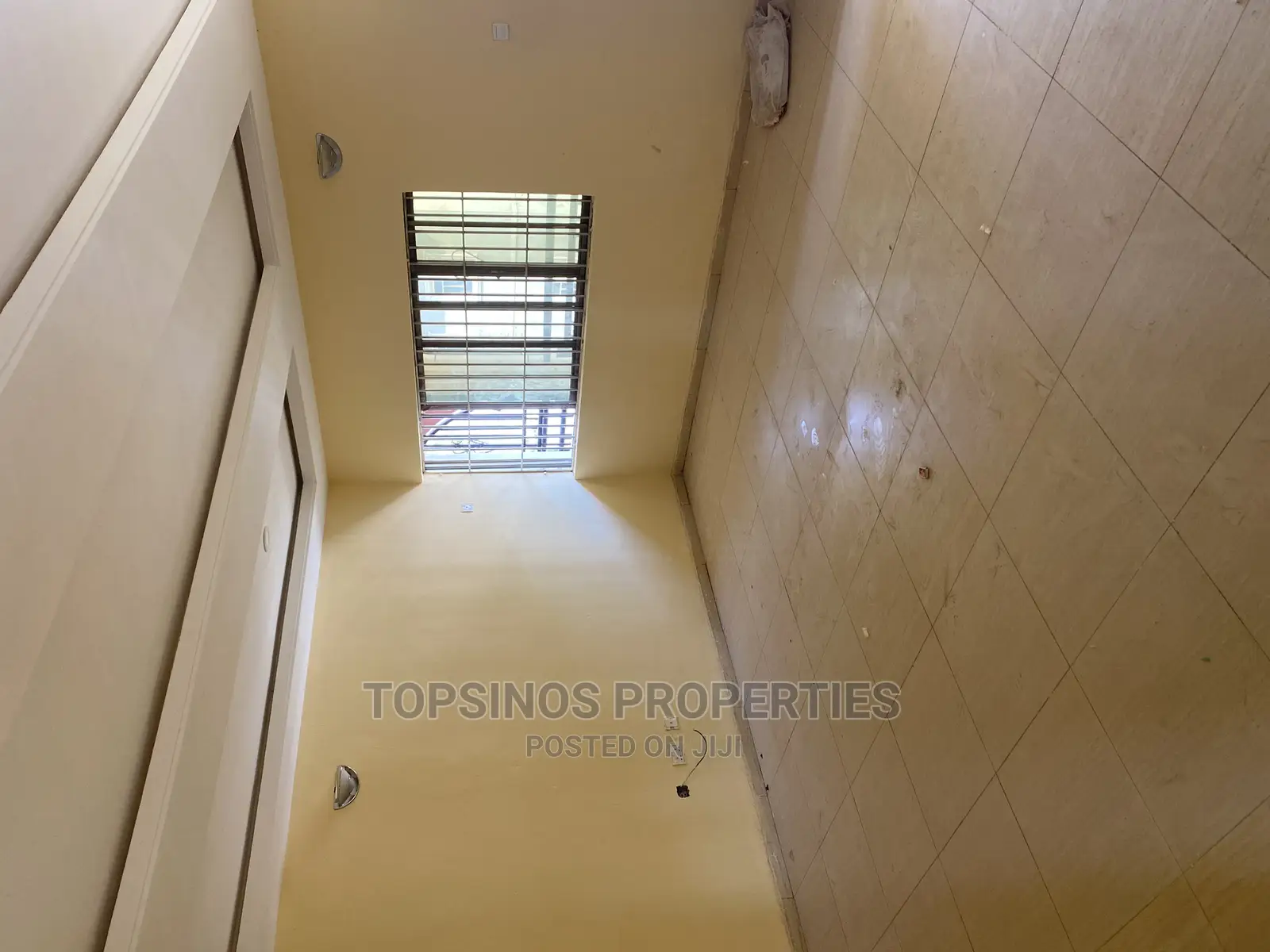 2bdrm Block of Flats in Dawaki for rent