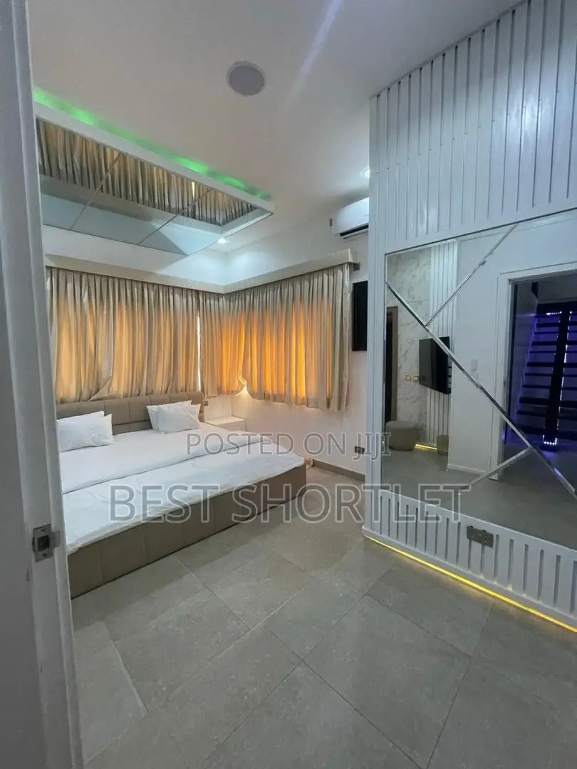Luxury Smart 1 Bedroom Penthouse Abuja