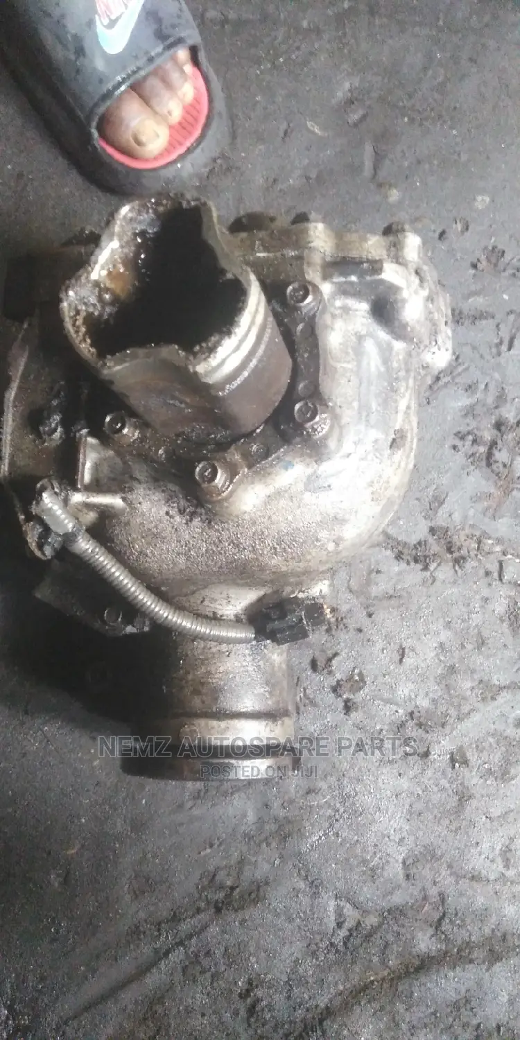 Axle and Auxiliary for Fx35 Murano Sentra