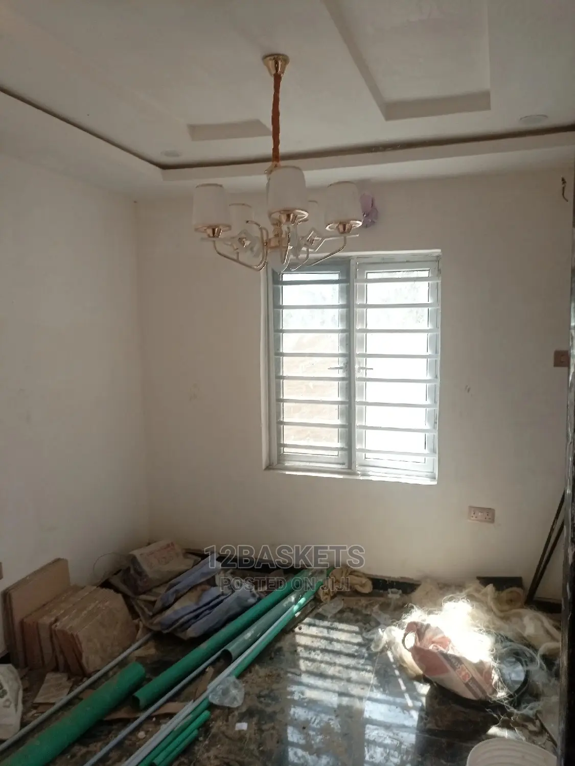 Furnished 2bdrm Block of Flats in Cele Bus Stop,, Obafemi-Owode
