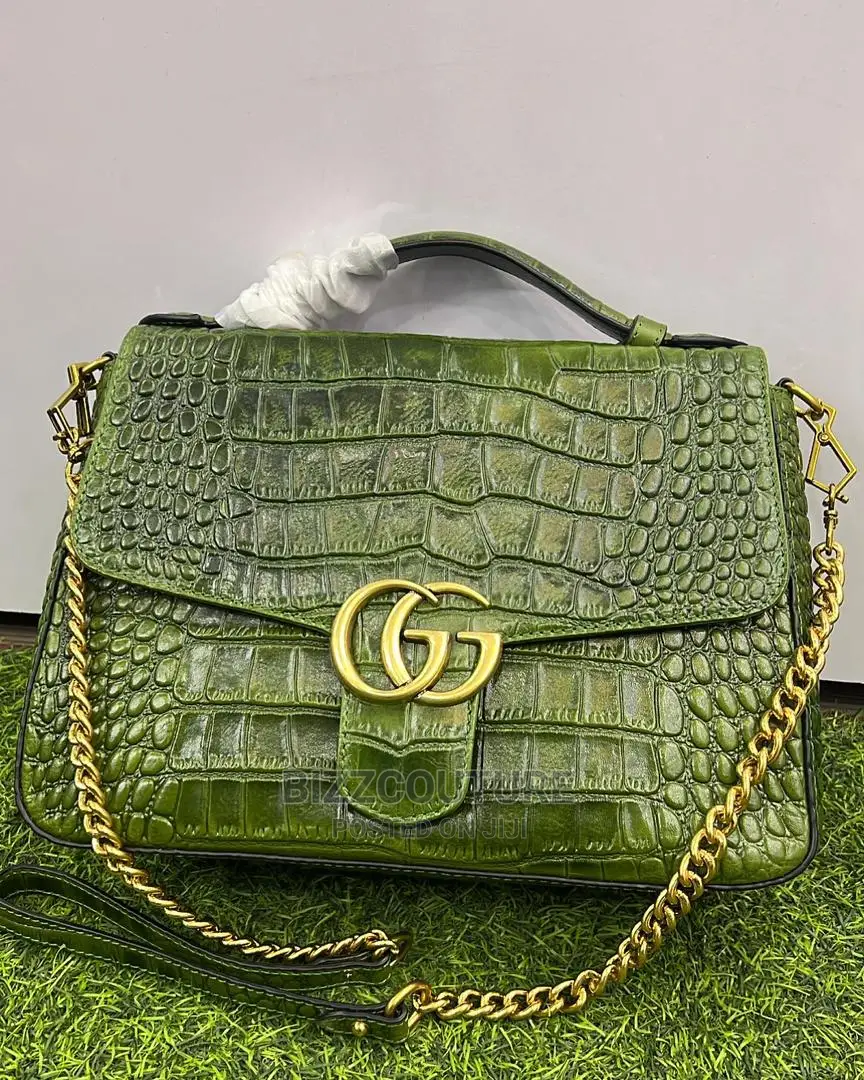 GUCCI Top Notch Shoulder Bags Available in Store