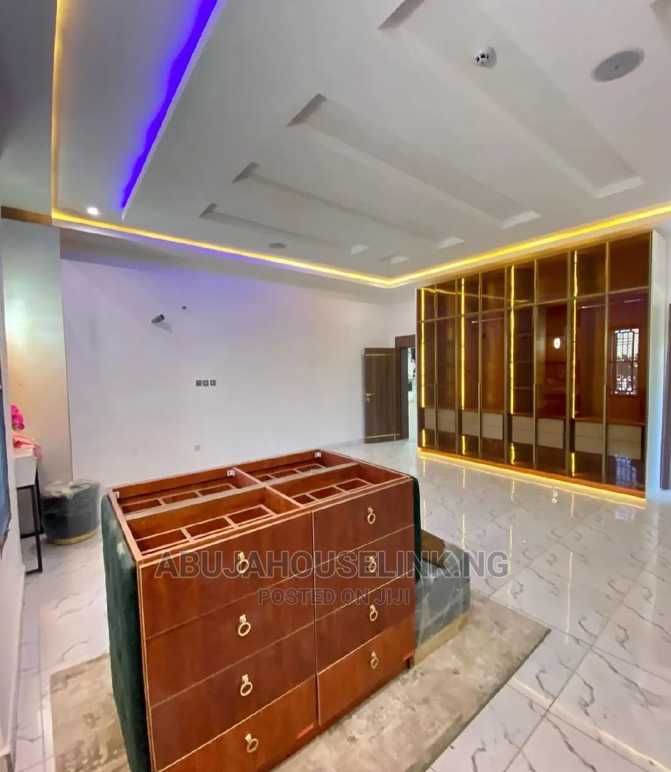 7bdrm Duplex in Gwarinpa Main for sale