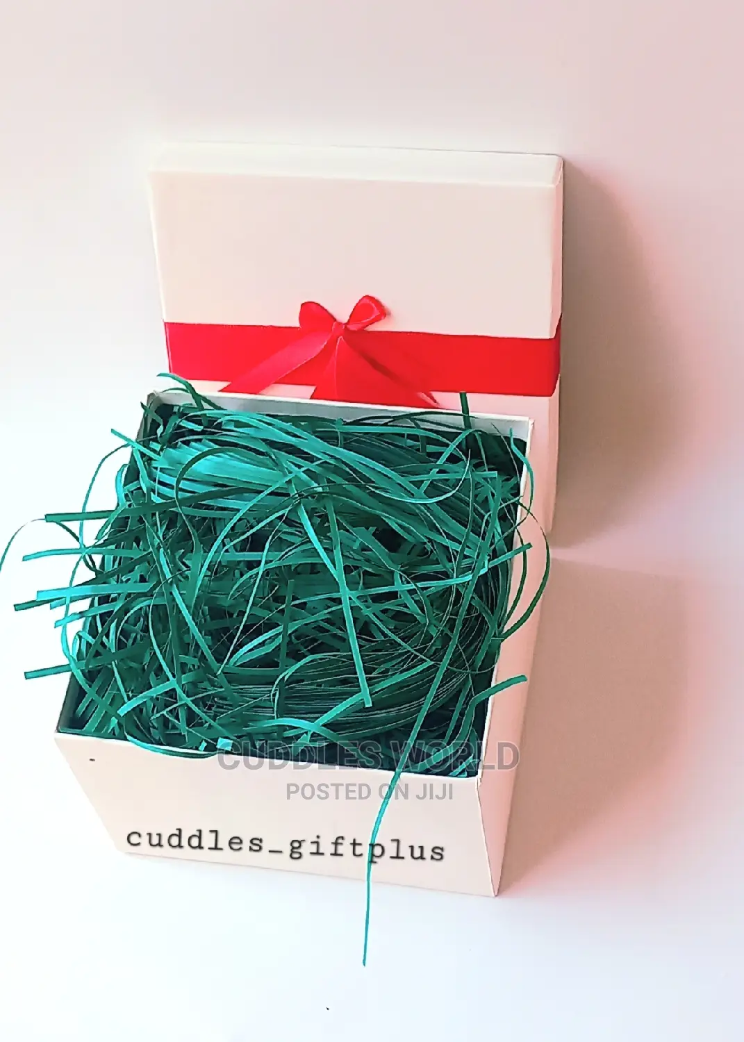 Shredded Paper / Box Filler