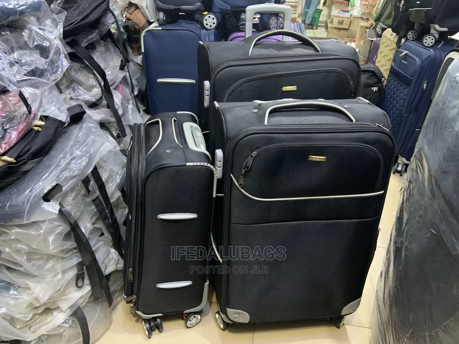 Set of Black Durable Traveling Luggage