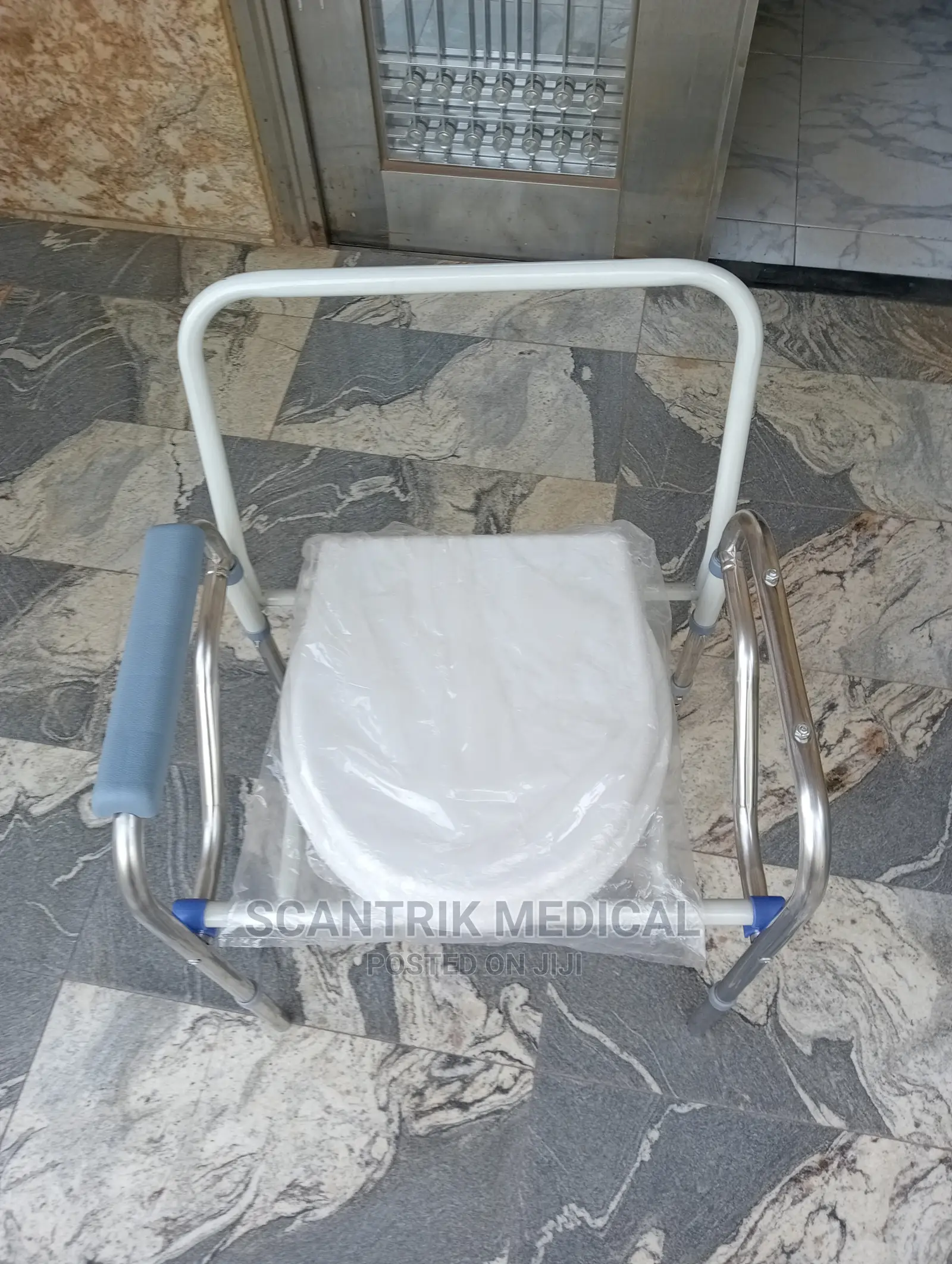 Light Commode Mobile Chairhigh Quality Medical Grade Aluminu