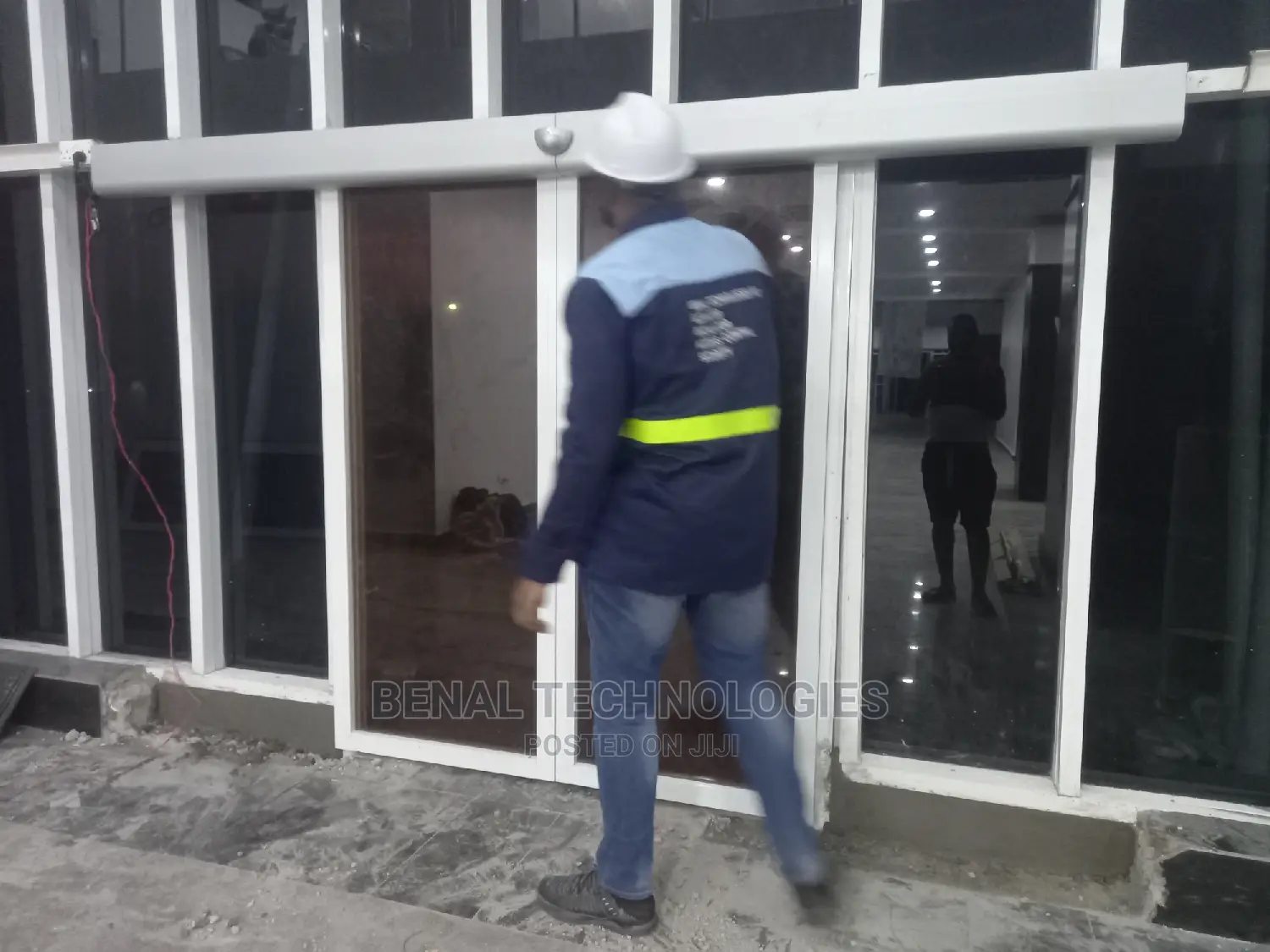 Dependable Auto Door for Hotels in Ondo,Ondo
