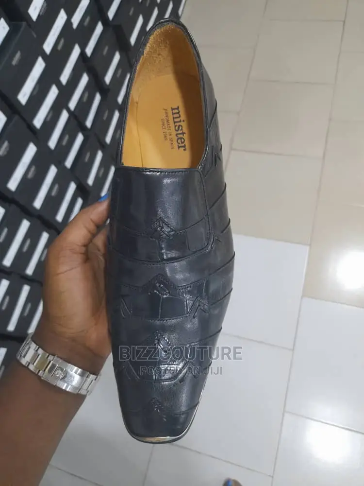 MISTER SHOES Top Notch Shoes Available in Store