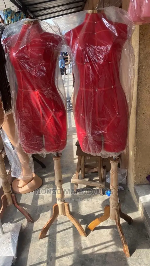 Female Beautiful Dressform With Adjustable Height