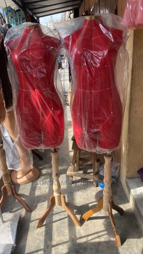 Female Beautiful Dressform With Adjustable Height