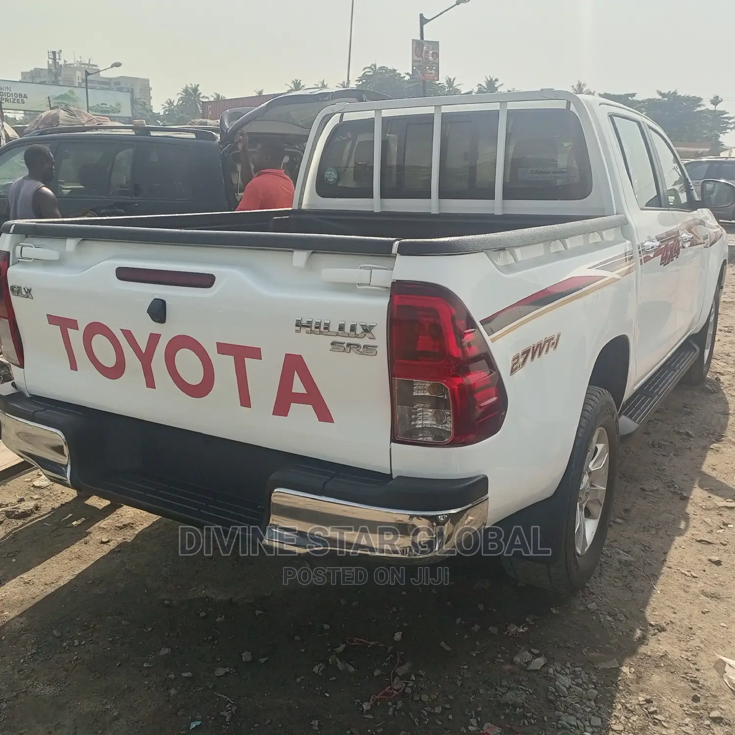 Toyota Hilux 2017 White