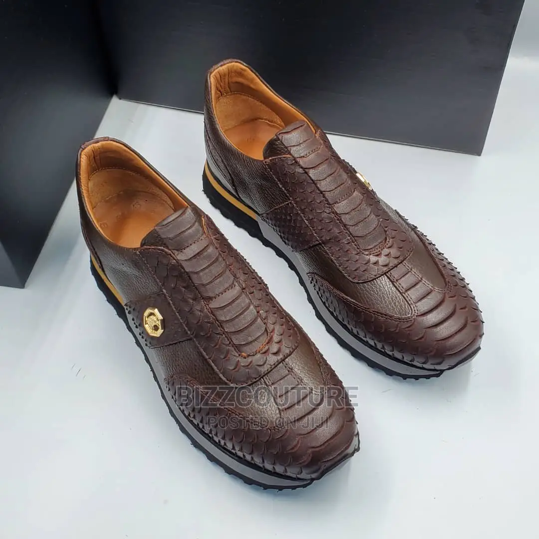 ORIGINAL ITALIAN SNEAKERS Available in Store